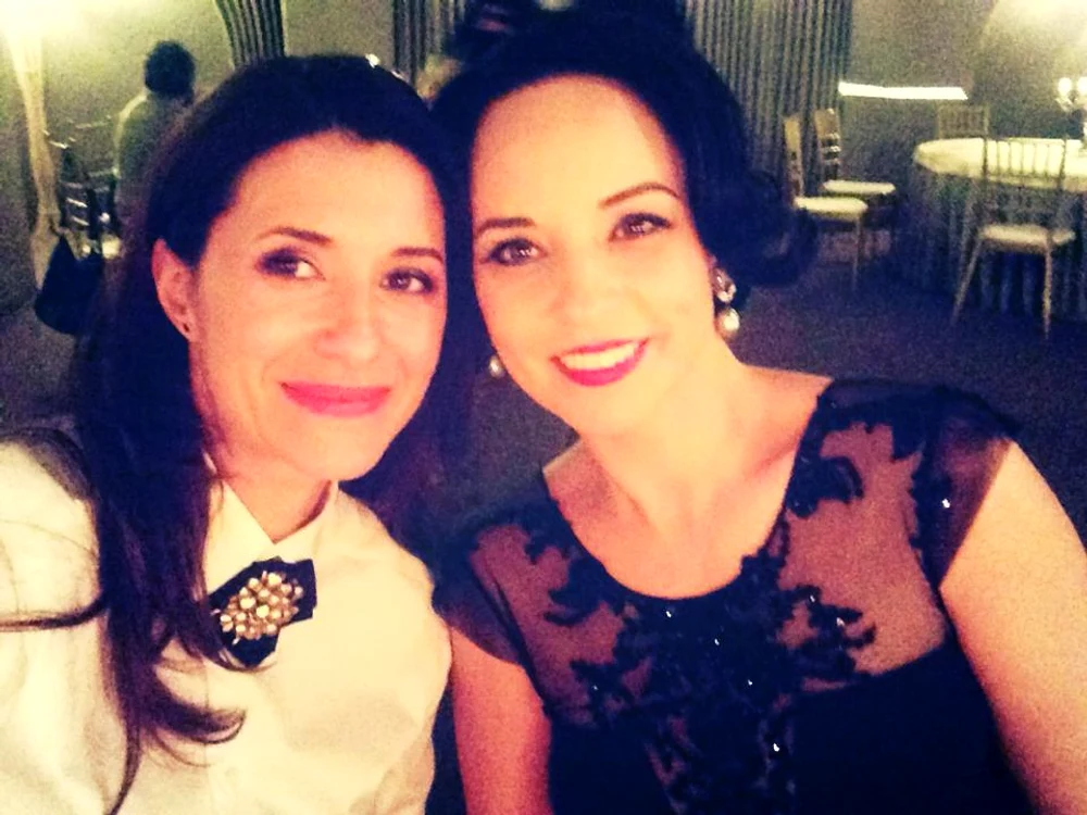 
    Selfie de colecție - Andreea Marin și Iuliana TudorFoto: Arhivă personală  