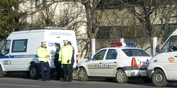 Poliţiştii vor acţiona pe drumurile din Neamţ pe toată durata mini-vacanţei de Rusalii
