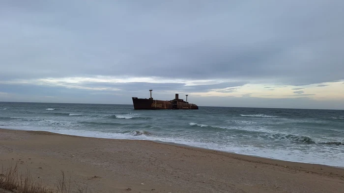 foto plaja si epaja costinesti
