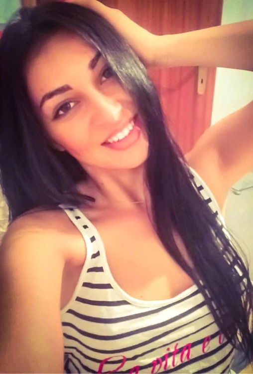 
    Elena de la Mandinga este una dintre cele mai iubite soliste de la noi din țarăFoto: Arhivă personală  