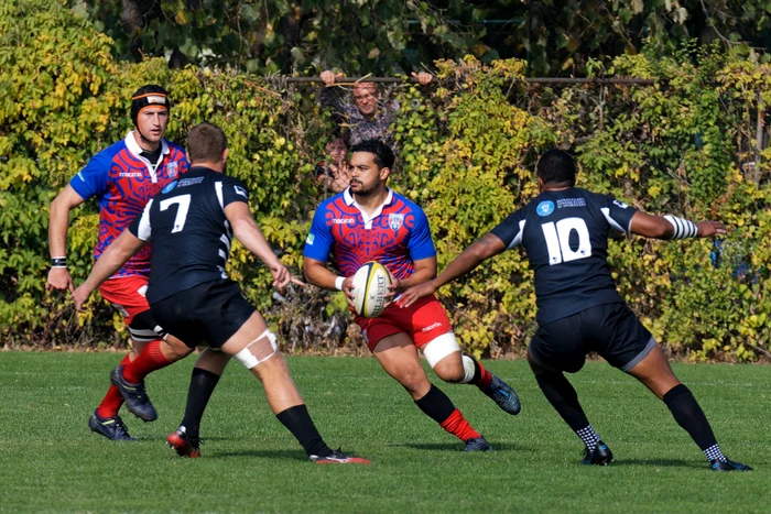 CSM Știința Baia Mare și Steaua București ocupă primele două locuri în clasamentul la zi al SuperligiiFoto: sportpictures.eu