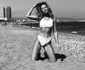 Ana Baniciu sexy pe plaja (3) jpeg