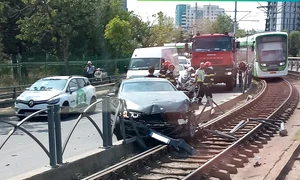 tramvai 41 blocat jpg
