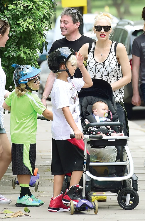 Băieţii Kingston (9 ani),  Zuma (6 ani), şi Apollo (1 an),  vor rămâne în custodia comună a părinţilor