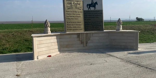 monument