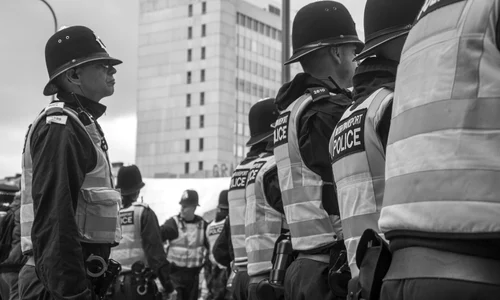 police 2902270 1920 jpeg
