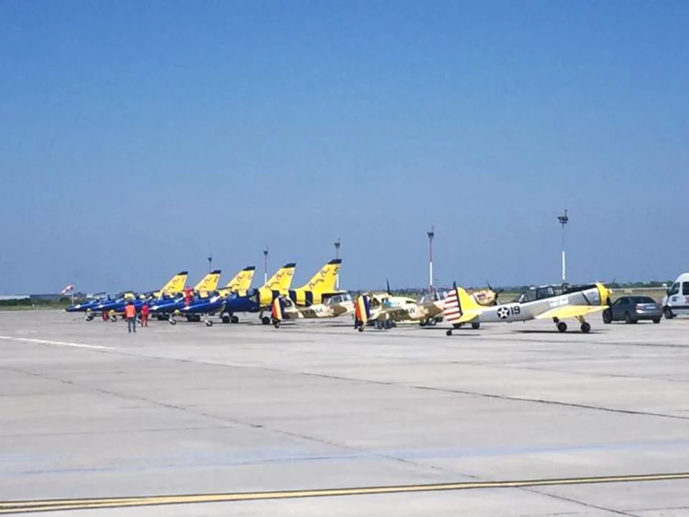 Baltic Bees din Letonia s-a prezentat la Timișoara cu șase avioane