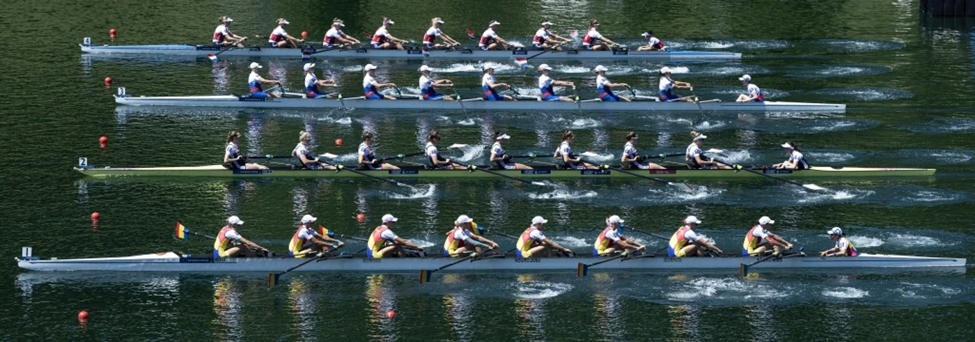 
    Ambarcațiunea feminină de 8+1 a devenit cea mai rapidă din istorie pe distanța de doi kilometriFoto: EPA-EFE  