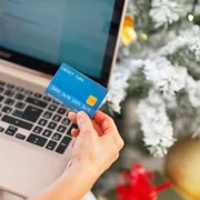 laptop şi card