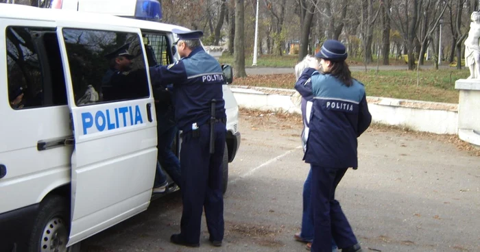 36 de poliţişti şi jandarmi mureşeni au dosare penale foto arhivă