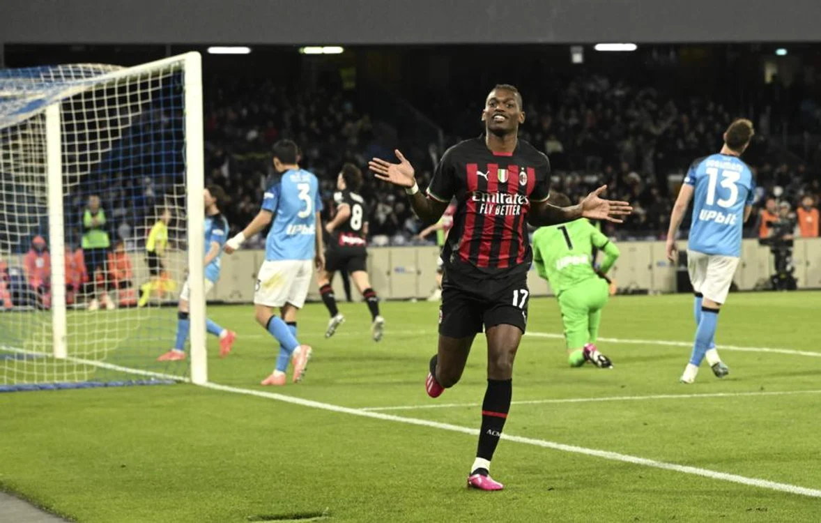 Atacantul AC Milan Rafael Leau. Foto: EPA-EFE