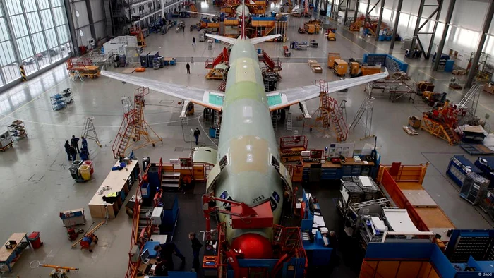 Titanul este foarte important în industria aeronautică