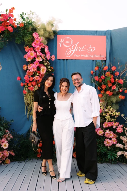 Adelina Pestritu si Adrian Perjovschi jpg