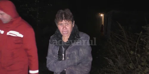 5bf95d0cdf52022f75c52b09 jpg