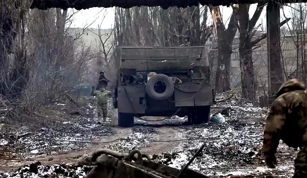 Vehicule blindate ucrainene capturate la Avdiivka FOTO PROFIMEDIA