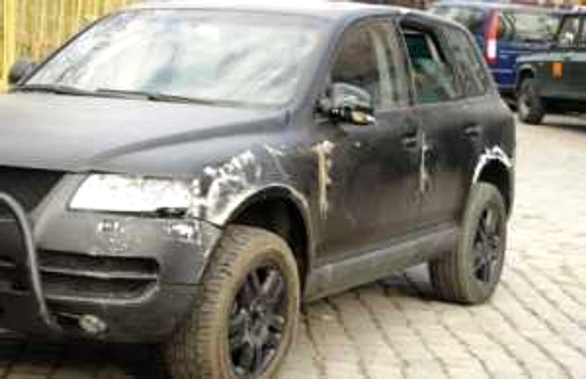 Touaregul a ieşit mai puţin şifonat decât Dacia. 