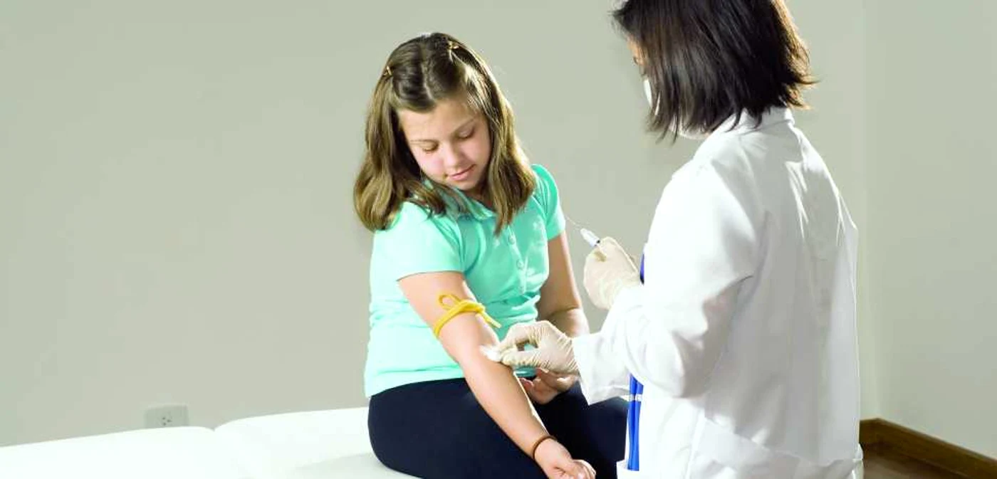 Vaccinurile gratuite nu au ajuns a fi injectate fetiţelor de 9-12 ani