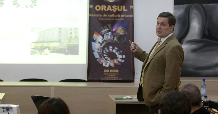 Anton Ionescu a prezentat, ieri, cele mai  noi tehnologii în domeniul parkingurilor