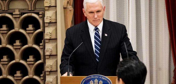 Vicepreşedintele american Mike Pence susţine un discurs în reşedinta oficială a premierului Japoniei FOTO EPA-EFE