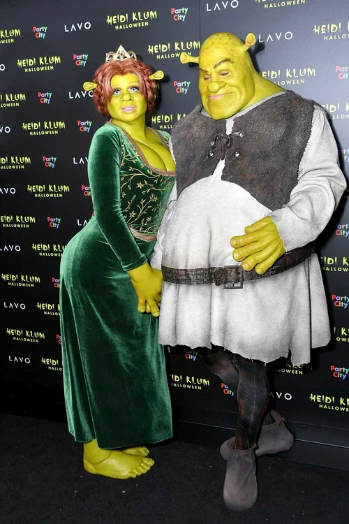 Muzicianul Tom Kaulitz şi modelul Heidi Klum participă la cea de a 19 a ediţie a Festivalului Halloween al lui Heidi Klum din New York Statele Unite ale Americii FOTO Guliver Gettyimages pentru SVEDKA Vodka Craig Barritt