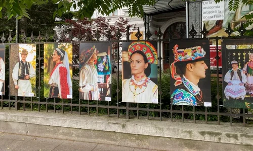 Expoziție outdoor de fotografie, dedicată aniversării Zilei Internaționale a Iei, la Palatul Suțu jpeg