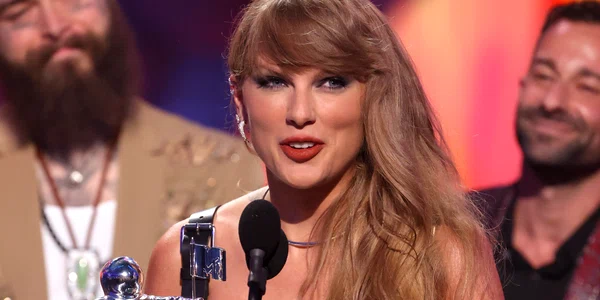 TAYLOR SWIFT MTV VMA GETTY jpg