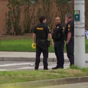 atac armat la o universitate din sua foto captura video the national desk png