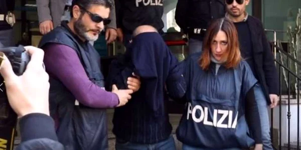 Lider Ndrangheta arestat dupa ce a dat foc casei unei romance FOTO reggiotv.it