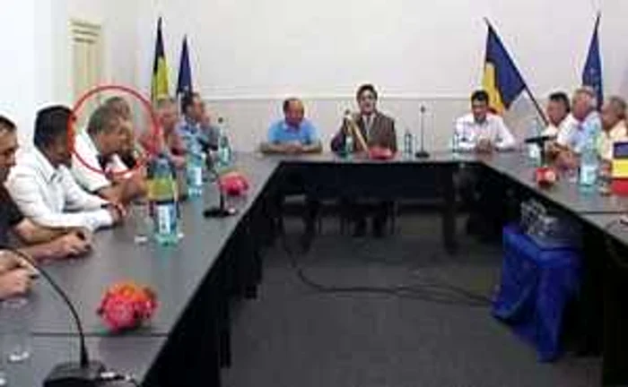 Craiova: UPDATE / Doru Măgaru răspunde cum a ajuns la masă cu Băsescu