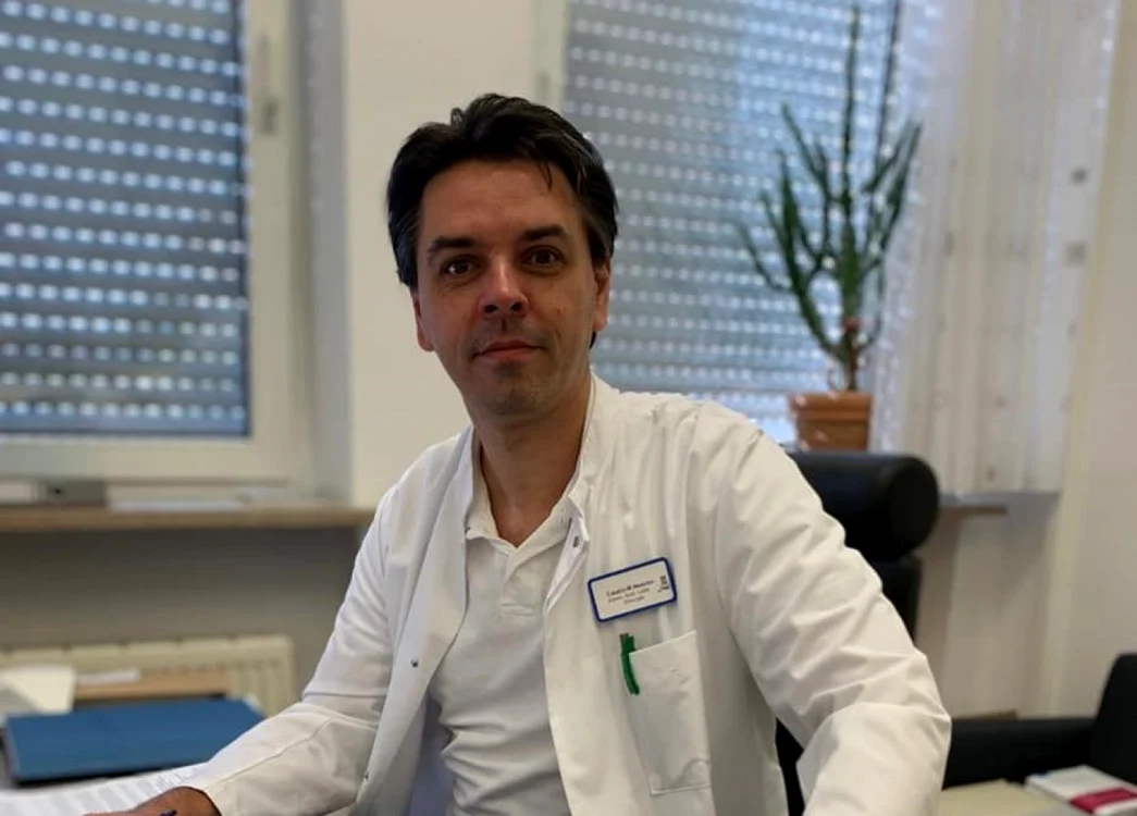 Colaborare de succes la Spitalul Judeţean de Urgenţă din Piteşti. Un medic român din Germania a venit să opereze în Argeş