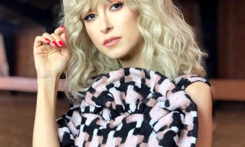 andreea balan jpeg