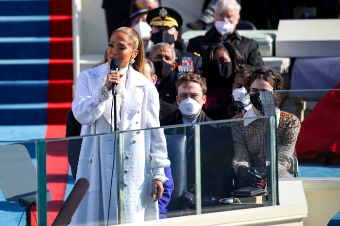 Jennifer Lopez a arătat superb în cadrul ceremoniei