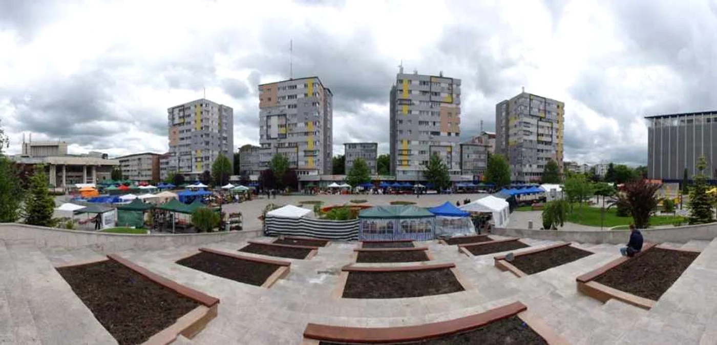 Expo-Flora Slatina va avea loc şi în acest an tot pe esplanada din centrul urbei  (FOTO: Mugurel Manea)