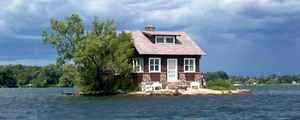 Thousand Islands single house jpg