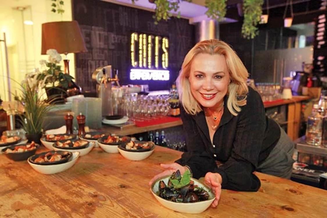 Dana a mâncat scoici a la Scărlătescu la restaurantul Chefs Experience din Bucureşti