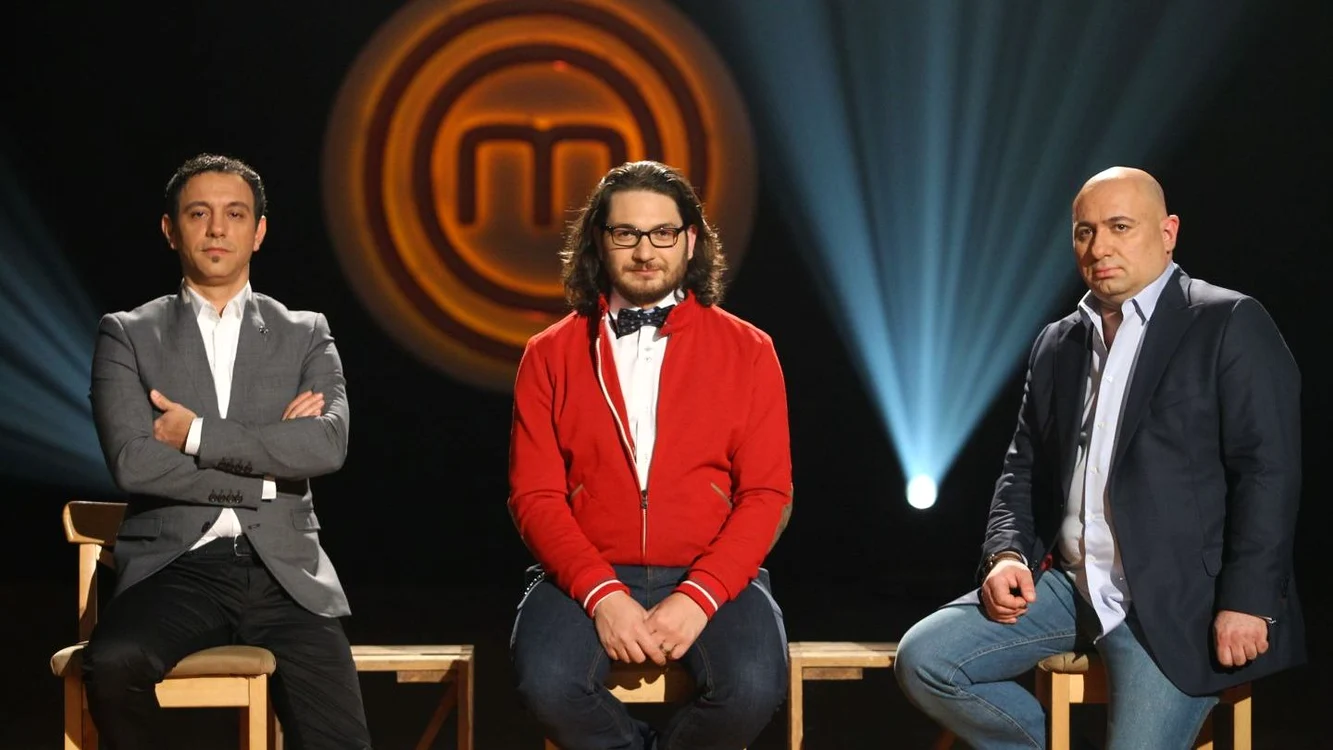 Primul juriu al „MasterChef”: Sorin Bontea, Florin Dumitrescu și Cătălin Scărlătescu.