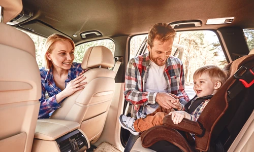 1 copil in scaun auto 1328077112 jpg jpeg