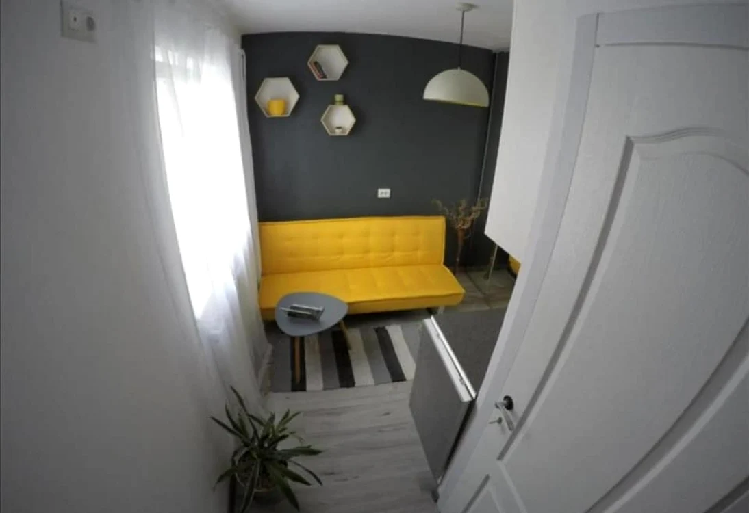 Garsoniera a fost închiriată la două ore de la postarea anunţului. FOTO: Panoramic Imobiliare