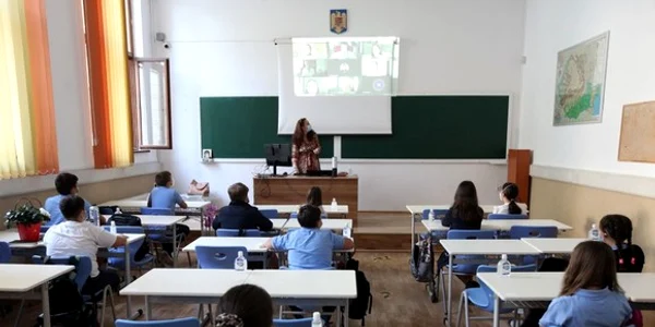 inceput de an scolar jpeg