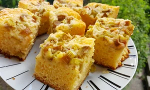 prajitura cu rubarba jpeg