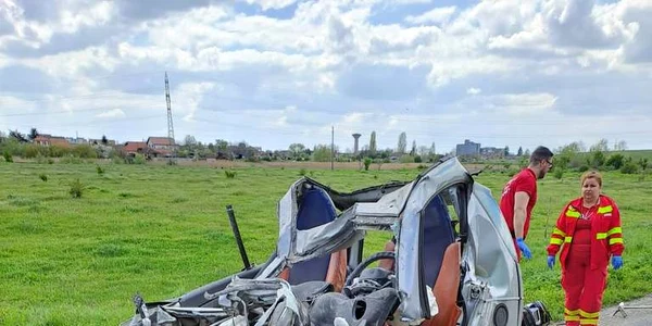accident SMART Arad FOTO ISu Arad jpeg