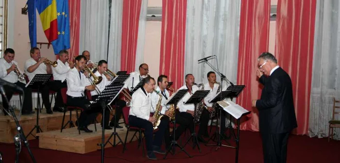 Big Band-ul Cercului Militar