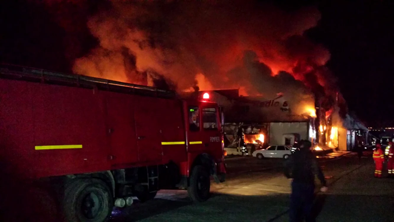 
    Fumul din incendiu poate fi fatal pentru cei aflați la fața loculuibitpress.ro  