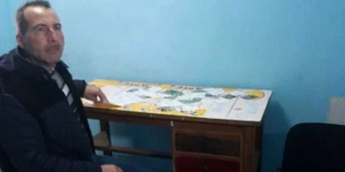 Vasile Calotă susţine că a fost umilit de primarul comunei Secju