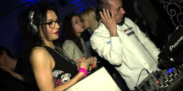 vali porcisteanu dj wanda