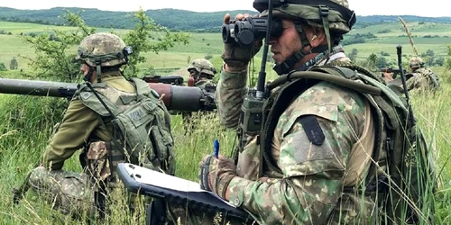 armata romana militari romani facebook jpg