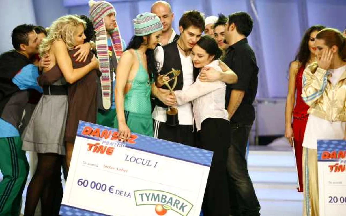 Giulia Anghelescu şi Andrei Ştefan dansez foto pro tv