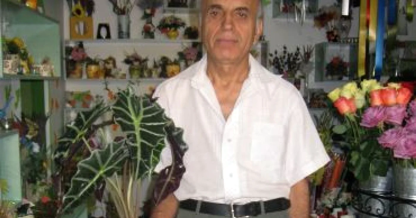 Slatina: Dumitru Stănescu a deschis prima florărie din oraş