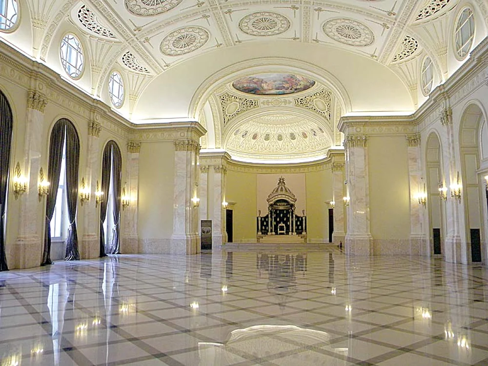 Sala Tronului din Palatul Regal din Bucureşti 