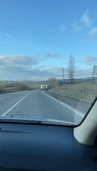 Trafic de coșmar pe E85, la Vama Siret, Suceava. Coadă de autocamioane pe 20 kilometri VIDEO
